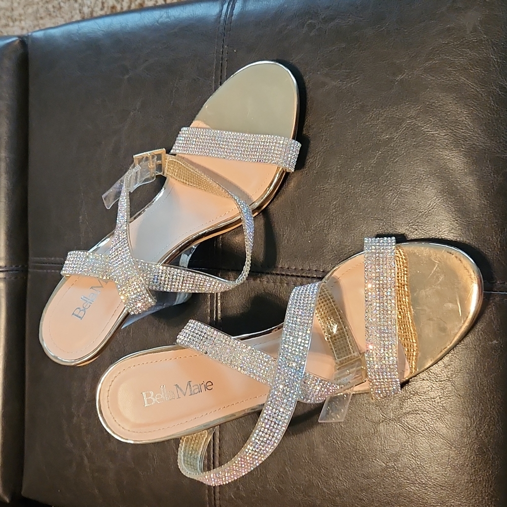 Beautiful rhinestone heels!!